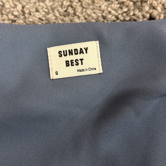 Sunday Best Blouse - Picture 2 of 3